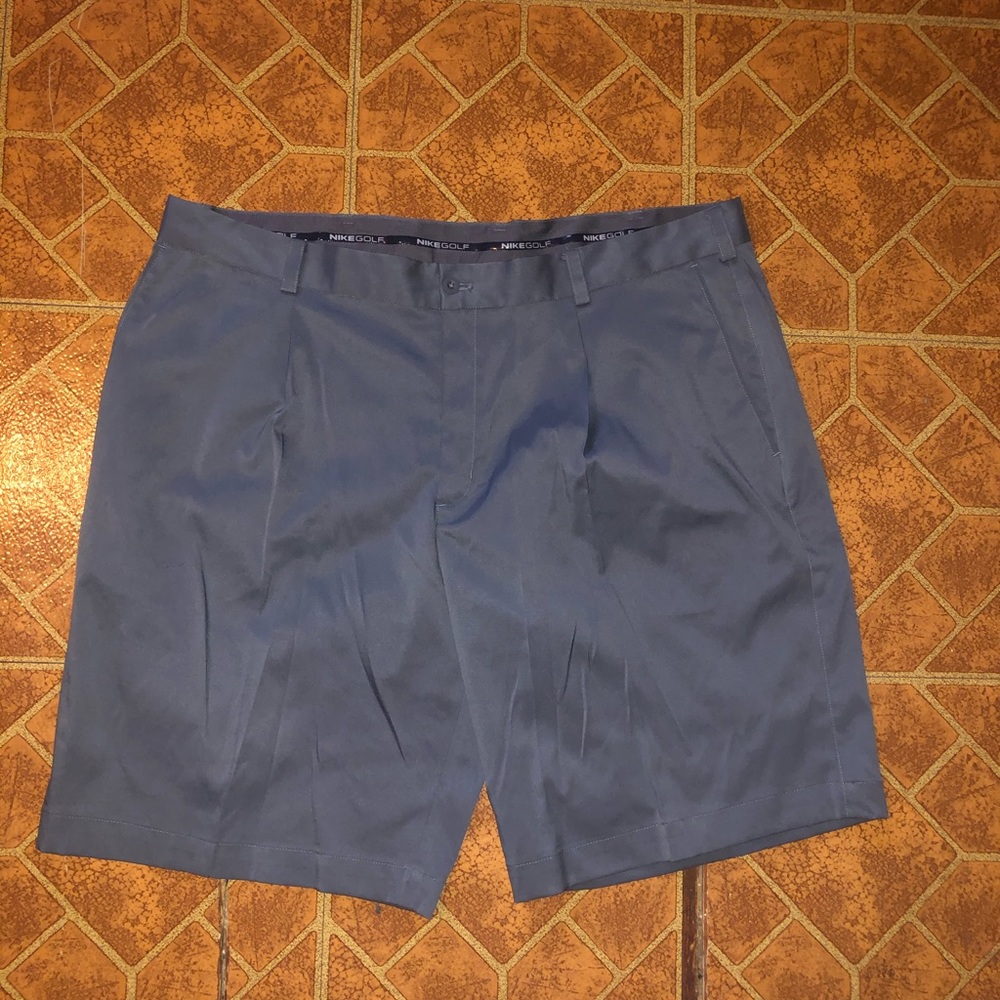 Nike golf shorts